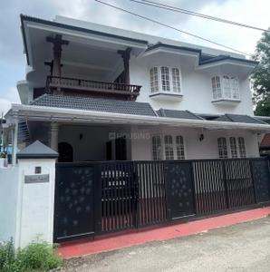 Image of 1600 Sq.ft 3 BHK Builder Floor for rent in Vennala, Kochi for Rs. 30000