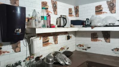 Kitchen Image of 650 Sq.ft 1 BHK Independent House for rent in Ravidas Puram Kanpur for Rs. 5500