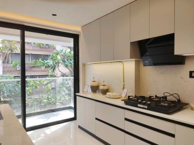 Kitchen Image of 1000 Sq.ft 2 BHK Apartment / Flat for sale in Shree Mahavir Silverlight CHSL, Vile Parle West Mumbai for Rs. 42500000