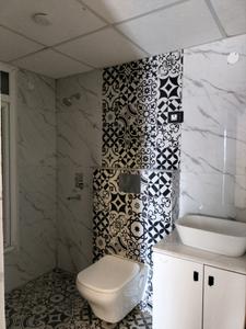 Common Bathroom Image of 1550 Sq.ft 3 BHK Apartment / Flat for sale in Elite X, Noida Extension Greater Noida for Rs. 6000000