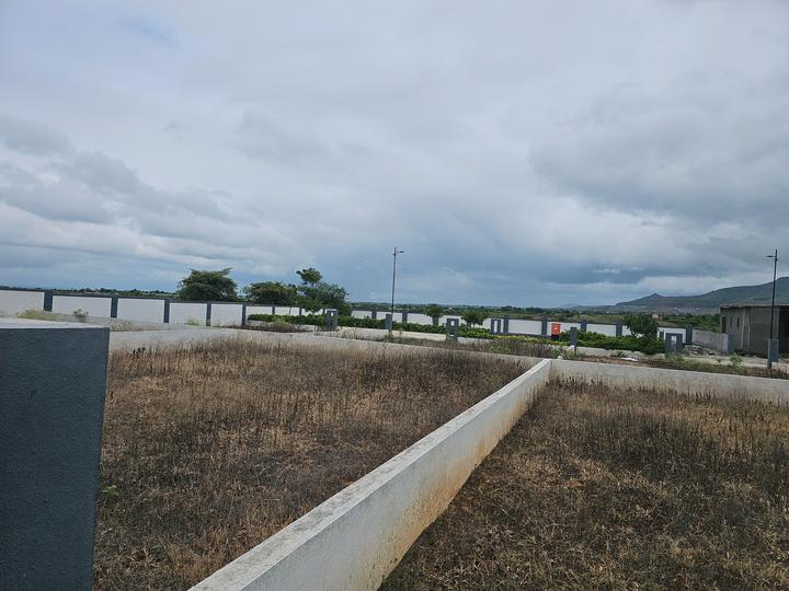 Uruli Kanchan Main Image 1