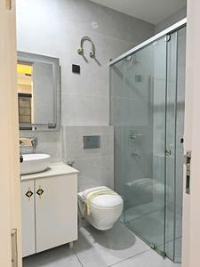 Common Bathroom One Image of 2050 Sq.ft 4 BHK Builder Floor for sale in Indirapuram Ghaziabad for Rs. 23600000