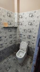 Bathroom Image of 900 Sq.ft 2 BHK Builder Floor for rent in Brahmanwala Dehradun for Rs. 12500