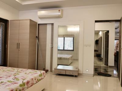 Bedroom Image of 5175 Sq.ft 5 BHK Independent House for sale in Thaltej Ahmedabad for Rs. 90000000