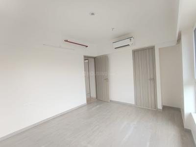 Bedroom Image of 700 Sq.ft 2 BHK Apartment / Flat for sale in Keystone Rustomjee Cleon, Bandra East Mumbai for Rs. 38000000