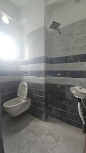 Image of 816 Sq.ft 2 BHK Apartment / Flat for sale in Bangur Avenue, Kolkata for Rs. 4324800