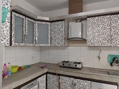 Kitchen Image of 1675 Sq.ft 3 BHK Apartment / Flat for rent in Rohtas Plumeria Homes, Gomti Nagar Lucknow for Rs. 36000