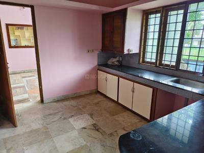 Kitchen Image of 3100 Sq.ft 4 BHK Independent House for rent in Thrippunithura Kochi for Rs. 25000