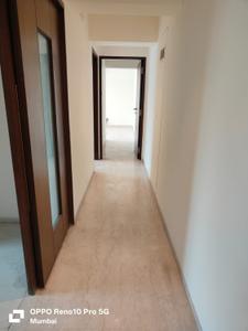 Image of 1200 Sq.ft 3 BHK Apartment / Flat for sale in Khar West, Mumbai for Rs. 66000000