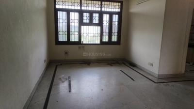 Living Room Image of 2000 Sq.ft 3 BHK Apartment / Flat for rent in Sector 18 Dwarka New Delhi for Rs. 55000