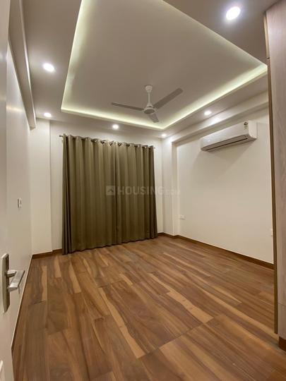 Sector 25, DLF Phase 2 Bedroom 1