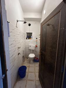 Bathroom Image of 310 Sq.ft 1 BHK Apartment / Flat for sale in Entally Kolkata for Rs. 1000000