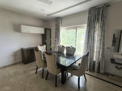 4 BHK Fully Furnished Flat