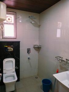 Bathroom Image of 652 Sq.ft 1 RK Apartment / Flat for rent in Avighna 476 Sector 46, Sector 46 Gurgaon for Rs. 20114