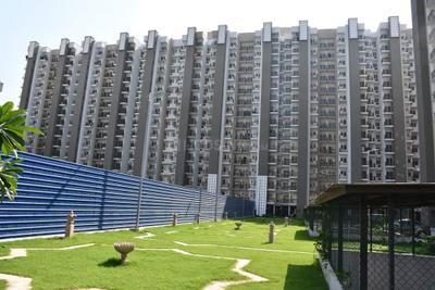 Image of 1800 Sq.ft 3 BHK Apartment / Flat for sale in Stellar One Phase III, Noida Extension, Greater Noida for Rs. 17200000