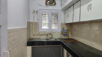 Kitchen Image of 1600 Sq.ft 4 BHK Apartment / Flat for sale in DDA Rosewood Apartment, Sector 13 Dwarka New Delhi for Rs. 21800000