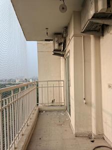 Bedroom Three Image of 2650 Sq.ft 4 BHK Apartment / Flat for sale in Sunworld Vanalika, Sector 107 Noida for Rs. 43000000