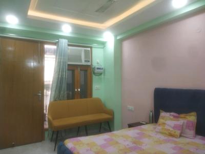 Bedroom Image of 1500 Sq.ft 4 BHK Builder Floor for sale in Jamia Nagar New Delhi for Rs. 12500000