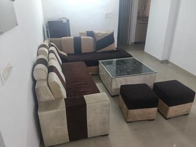 Living Room Image of 1295 Sq.ft 3 BHK Apartment / Flat for rent in Supertech Cape Town, Sector 74 Noida for Rs. 40000