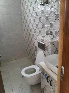 Common Bathroom Image of 1470 Sq.ft 3 BHK Builder Floor for sale in Palam Vihar Gurgaon for Rs. 16500000