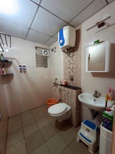 Bathroom Image of 1105 Sq.ft 2 BHK Apartment / Flat for rent in Bejai Mangalore for Rs. 35000