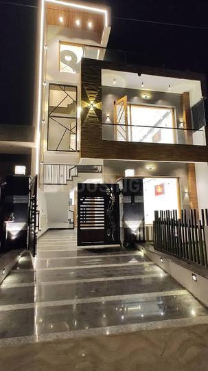 Prime location Main Image 1