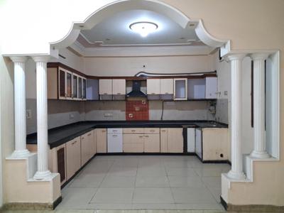 Kitchen Image of 2400 Sq.ft 4 BHK Builder Floor for rent in Sector 61 Noida for Rs. 55000