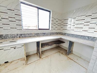 Kitchen Image of 874 Sq.ft 2 BHK Apartment / Flat for sale in Konnagar Hooghly for Rs. 2272400