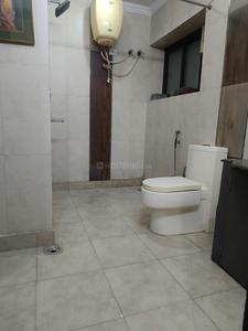 Image of 1750 Sq.ft 4 BHK Apartment / Flat for sale in Navkunj Apartment, Patparganj, New Delhi for Rs. 32500000