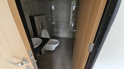 Image of 1355 Sq.ft 3 BHK Apartment / Flat for sale in Kothrud, Pune for Rs. 16200000