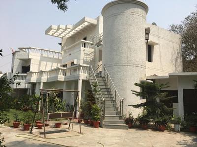 Image of 3000 Sq.ft 3 BHK Independent House for rent in Gomti Nagar, Lucknow for Rs. 45000