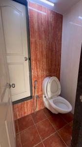 Bathroom Image of 550 Sq.ft 1 BHK Apartment / Flat for rent in Arihant Aarohi, Shilgaon Thane for Rs. 16000