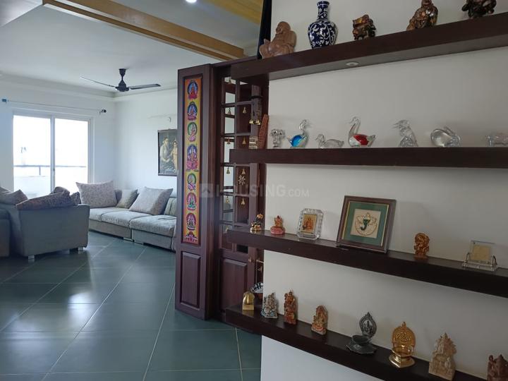 Confident builders Main Image 1