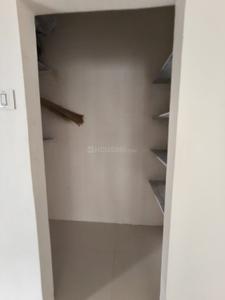 Image of 657 Sq.ft 2 BHK Apartment / Flat for rent in Shreeji Savan Residency, Hariom Nagar, Junagadh for Rs. 11000