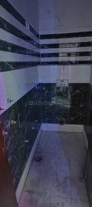Bathroom Image of 1000 Sq.ft 2 BHK Builder Floor for rent in Vivek Vihar New Delhi for Rs. 20000