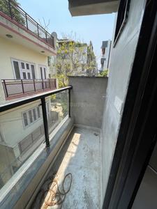 Balcony Image of 720 Sq.ft 2 BHK Builder Floor for rent in Shalimar Bagh New Delhi for Rs. 32000
