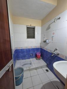 Bathroom Image of 1550 Sq.ft 3 BHK Apartment / Flat for sale in Amravati Road Nagpur for Rs. 8500000