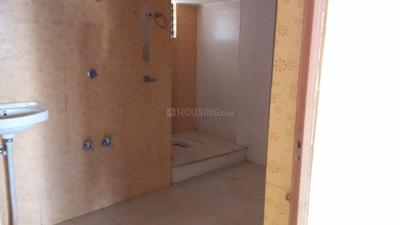 Bathroom Image of 800 Sq.ft 1 BHK Apartment / Flat for sale in Waghodia Road Vadodara for Rs. 1800000
