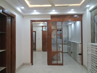 Living Room Image of 1050 Sq.ft 2 BHK Apartment / Flat for sale in Sector 73 Noida for Rs. 4000000