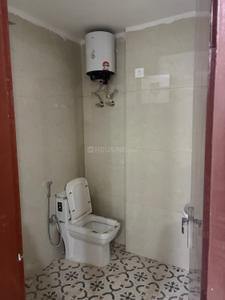 Bathroom Image of 1100 Sq.ft 1 BHK Builder Floor for rent in Sector 53 Gurgaon for Rs. 27000