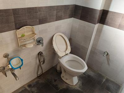 Bathroom Image of 1400 Sq.ft 2 BHK Apartment / Flat for sale in Narolgam Ahmedabad for Rs. 4000000