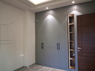 Bedroom Image of 1800 Sq.ft 3 BHK Builder Floor for sale in Paschim Vihar New Delhi for Rs. 35000000