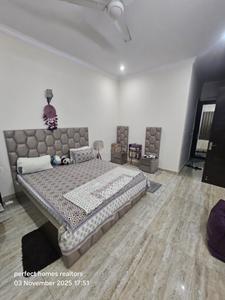 Bedroom Image of 2500 Sq.ft 3 BHK Builder Floor for sale in Sector 52 Gurgaon for Rs. 32000000