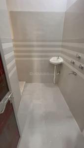 Bathroom Image of 2100 Sq.ft 3.5 BHK Independent House for rent in Pokhraira Muzaffarpur for Rs. 18500