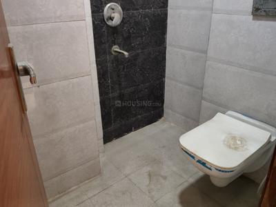 Image of 1000 Sq.ft 3 BHK Apartment / Flat for sale in Vasant Kunj, New Delhi for Rs. 9500000