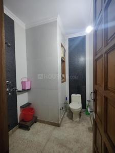 Bathroom Image of 900 Sq.ft 2 BHK Independent House for rent in Subhash Nagar New Delhi for Rs. 35000