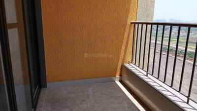 Image of 982 Sq.ft 2 BHK Apartment / Flat for rent in Magarpatta River View City, Loni Kalbhor, Pune for Rs. 22000