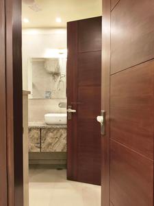 Common Bathroom Image of 2200 Sq.ft 3 BHK Builder Floor for sale in Mayfield Garden Luxury Floors, Mayfield Garden Gurgaon for Rs. 29500000