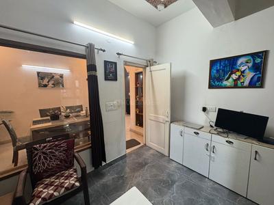 3 BHK Independent Builder Floor