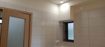 Bathroom Image of 2300 Sq.ft 3 BHK Apartment / Flat for rent in Cardinal One, Yeswanthpur Bengaluru for Rs. 100000